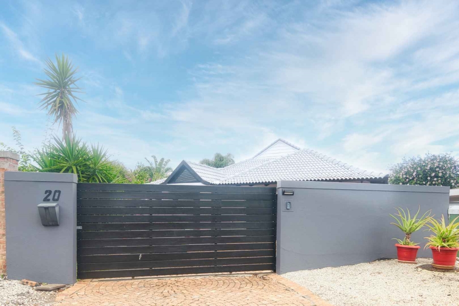 4 Bedroom Property for Sale in Hermanus Heights Western Cape